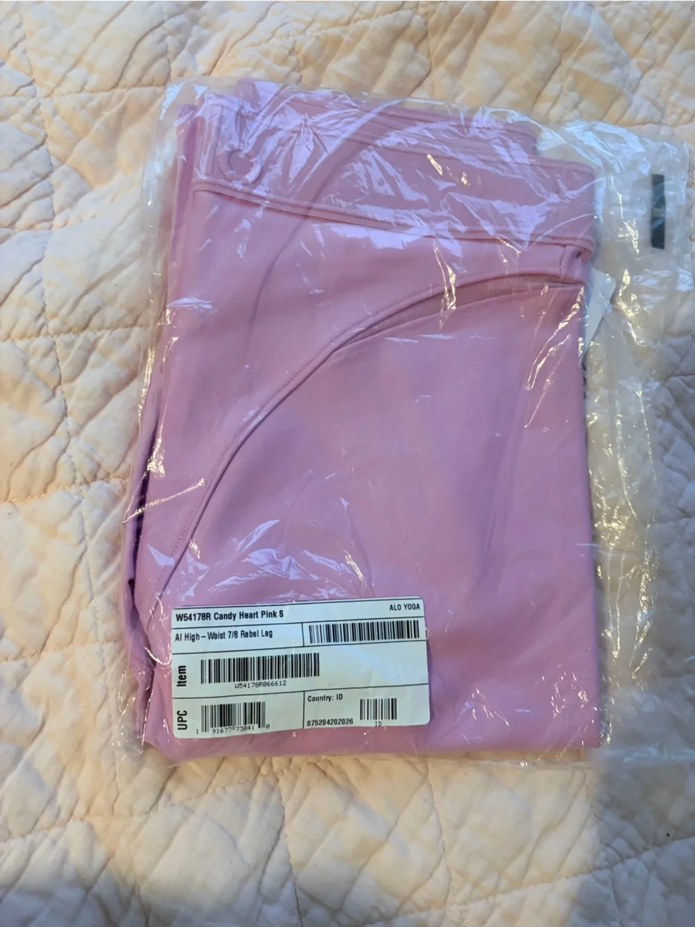 NWT Alo Yoga Airlift Rebel Bra & Leggings Set